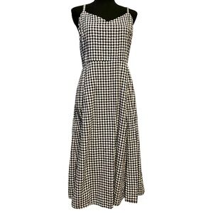 Cute Gingham plaid gap dress.  Medium